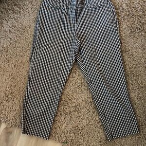 Ann Taylor Black & White Gingham Curvy Fit Pants